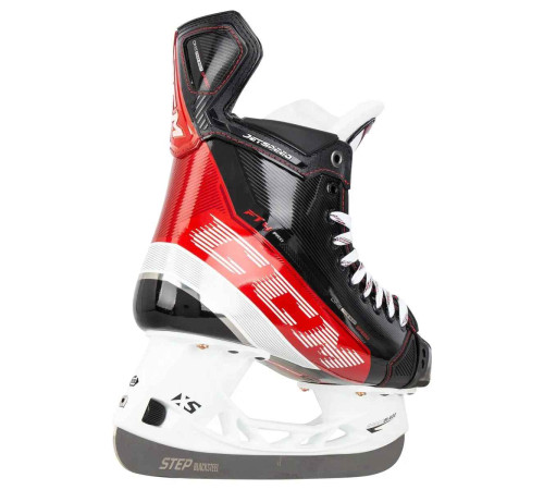 Коньки CCM JETSPEED FT4 PRO INT Коньки CCM JETSPEED FT4 PRO INT