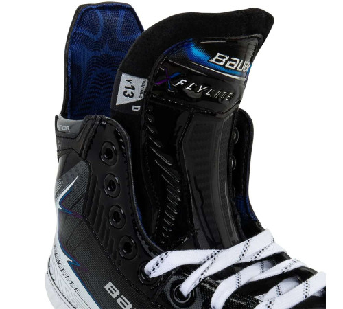 Коньки BAUER VAPOR FLYLITE YTH Коньки BAUER VAPOR FLYLITE YTH